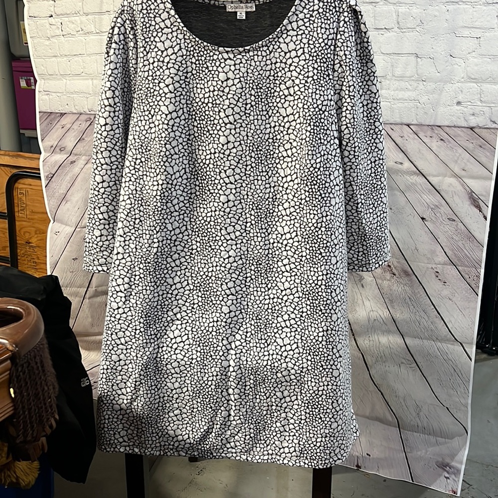 Black and white patterned knee length dress
